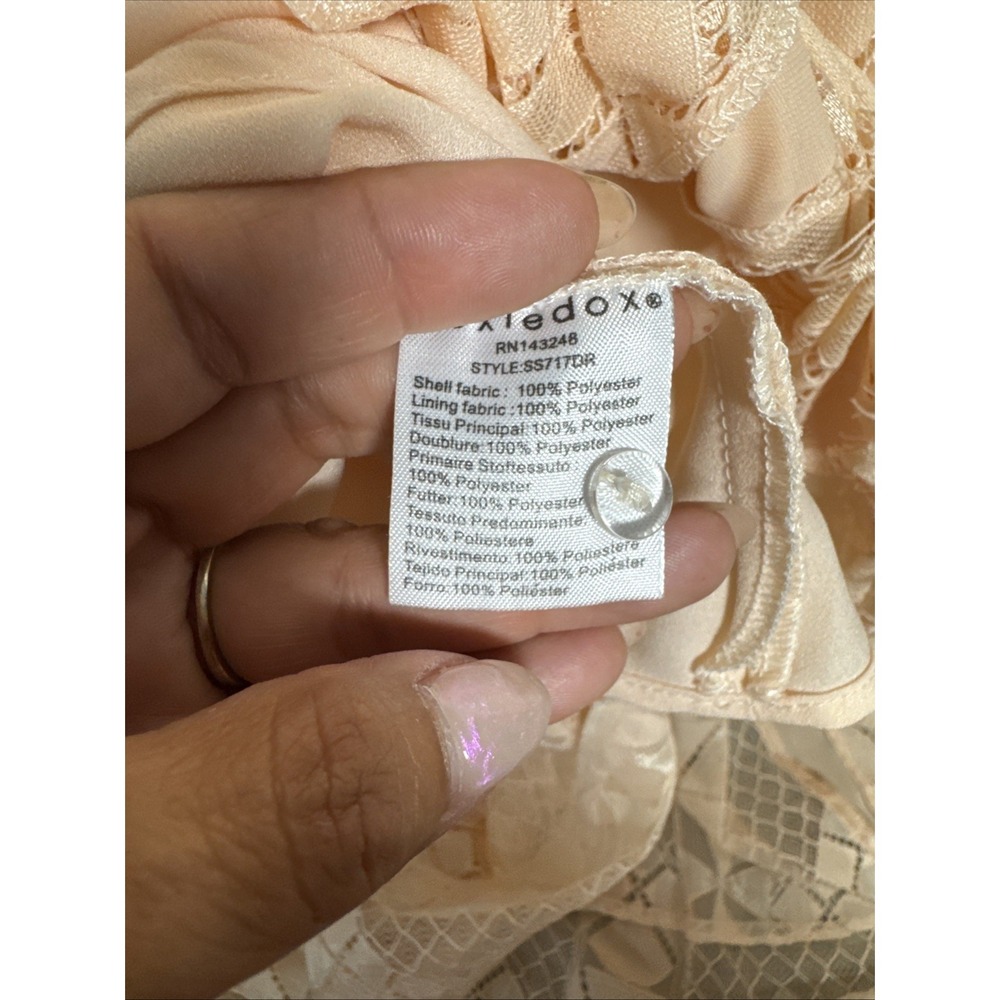 FOXEIDOX cream dress Intricate Lace Detailing High Neckline Sz Small - Picture 15 of 15